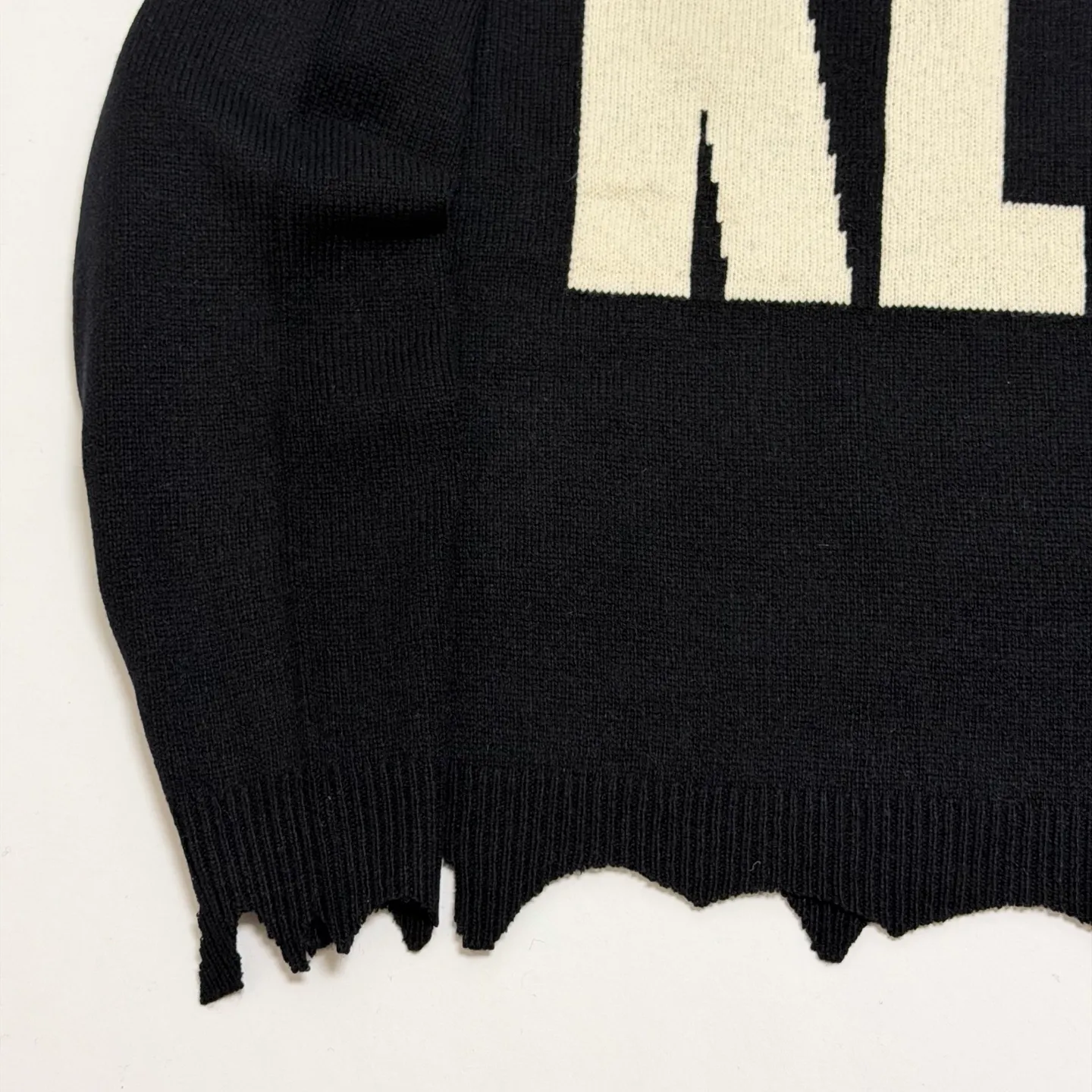 SAINT Mxxxxxx × The KLF KLF_CREW NECK KNIT/BLK KLF joint deconstructed wool sweater, black S-XL, original heel, made of 100% pure wool, natural and warm, wool fabric, dry cleaning or gentle hand washing recommended, completely correct version, customized KLF joint main mark/wash mark, imported special machine embroidery, full three-dimensional, pure hand destruction, deconstructed and shredded